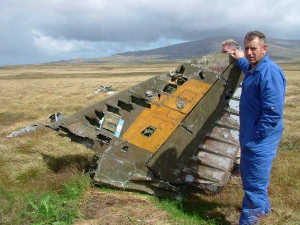Mariano Velasco's Crashed A-4 Skyhawk in the Falklands