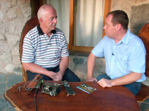 Mariano Velasco and Neil Wilkinson talking in Argentina