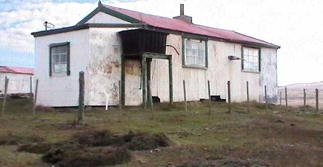 Kelper Shack on the Falklands where Mariano Velasco hid to avoid the enemy in the Guerra de la Malvinas