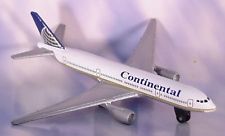 Continental Airlines Boeing 777-200 Plastic Model Kit