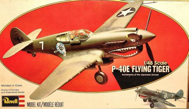 P-40E Flying Tiger Model Kit