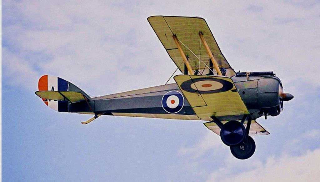 WW1 Airco DH5 British Fighter Airplane