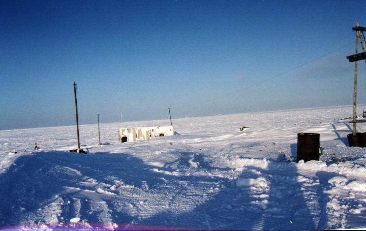 A picture outside the Sredney Island cabin, looking toward the other islands