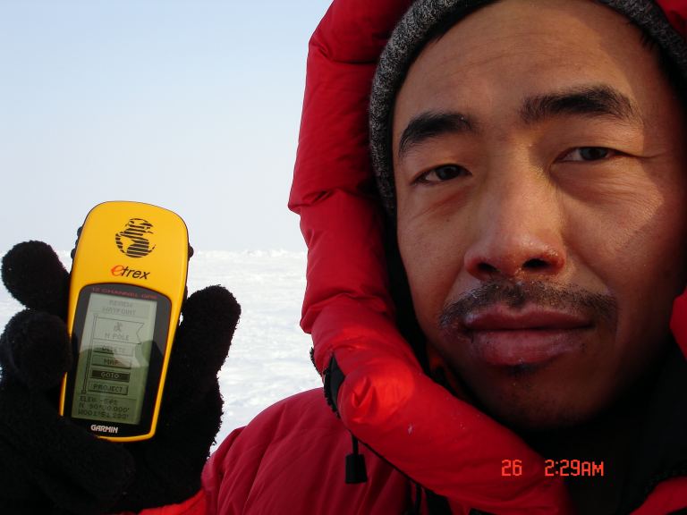 Cao Jun with a Garmin GPS Receiver on the North Pole