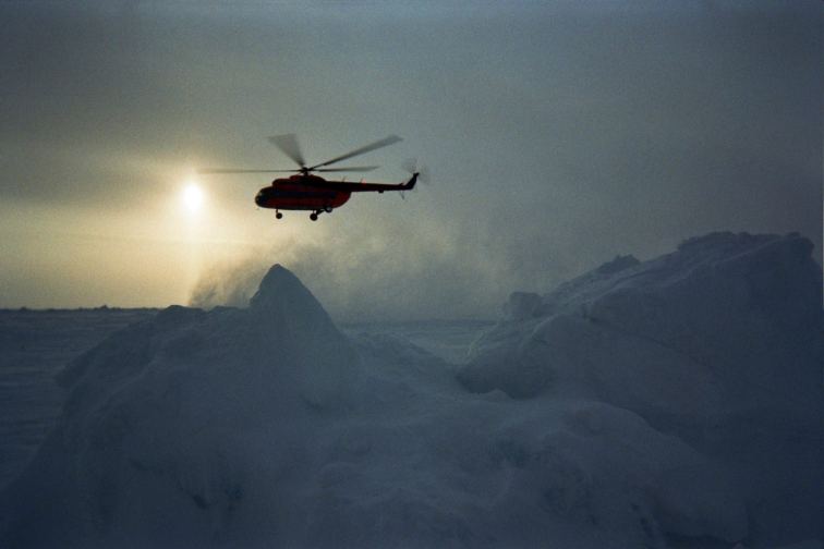 Mi-8 on the North Pole.